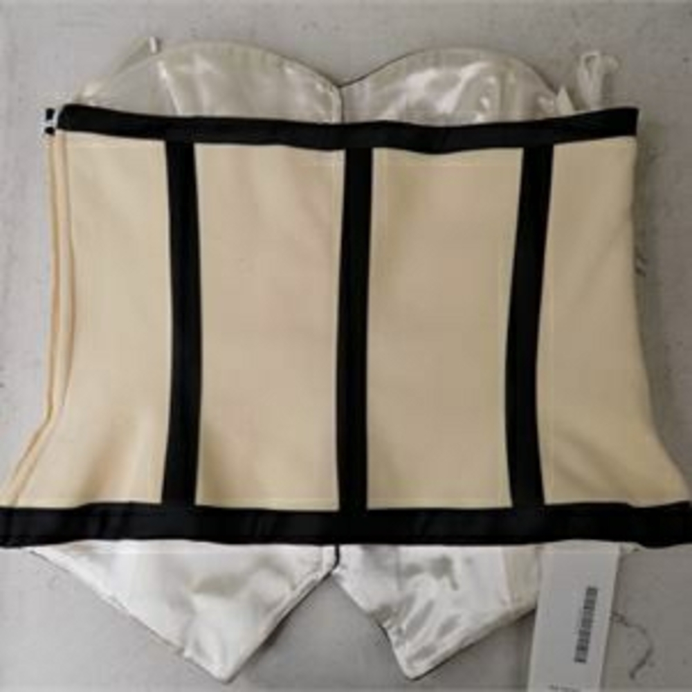 Escada Monochromatic Crop Top with Gold Buttons - Picture 2 of 8